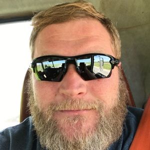 Meet your Posher, Cory